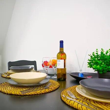 Spacious Flat With Garden 아파트 리스본