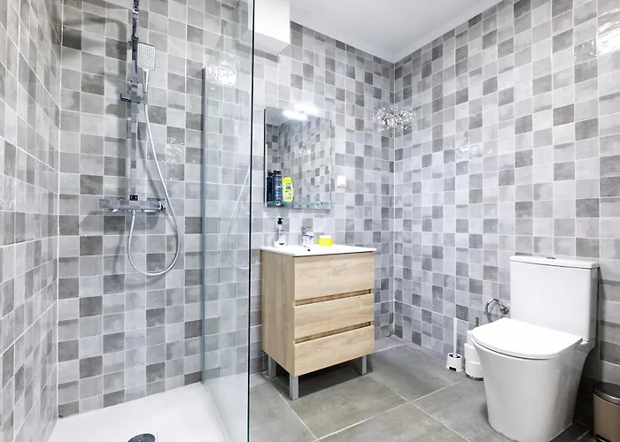 Spacious Flat With Garden * Lisboa