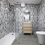 아파트 Spacious Flat With Garden *