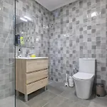 아파트 Spacious Flat With Garden *