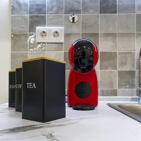 Spacious Flat With Garden *